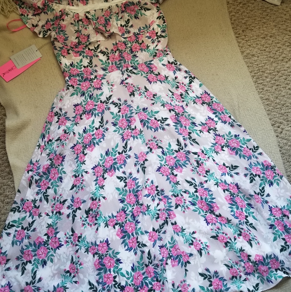 Betsy Johnson floral off shoulder midi dress